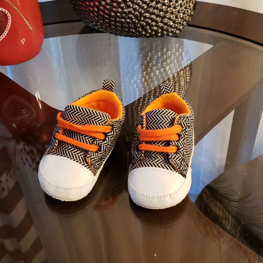 Boy shoes